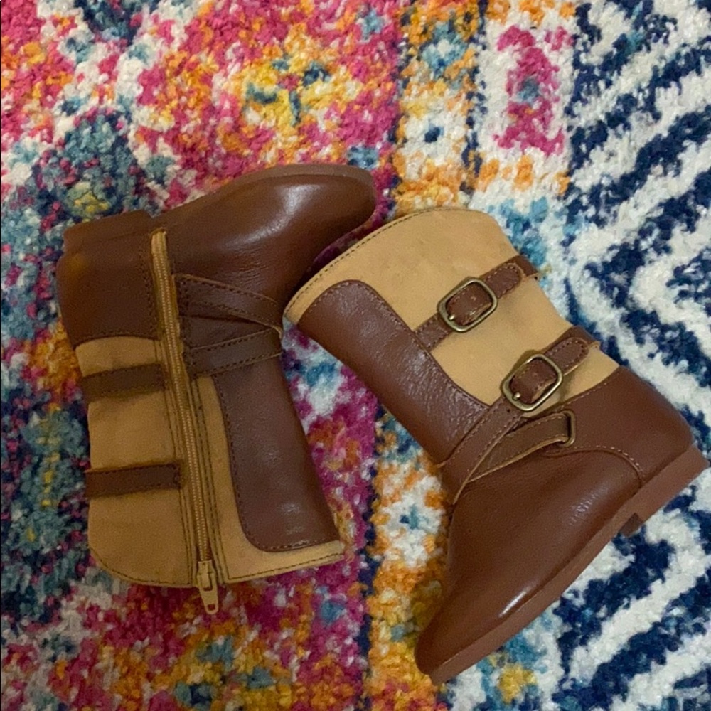 Janie and Jack riding boots 😍